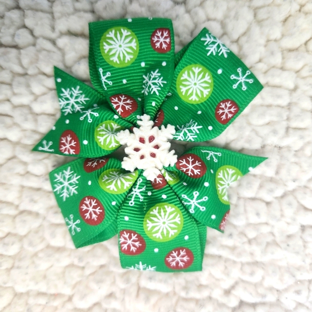 Clip in bows